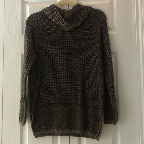 Medium Cowl-Neck Brown Sweater - Picture 2 of 4